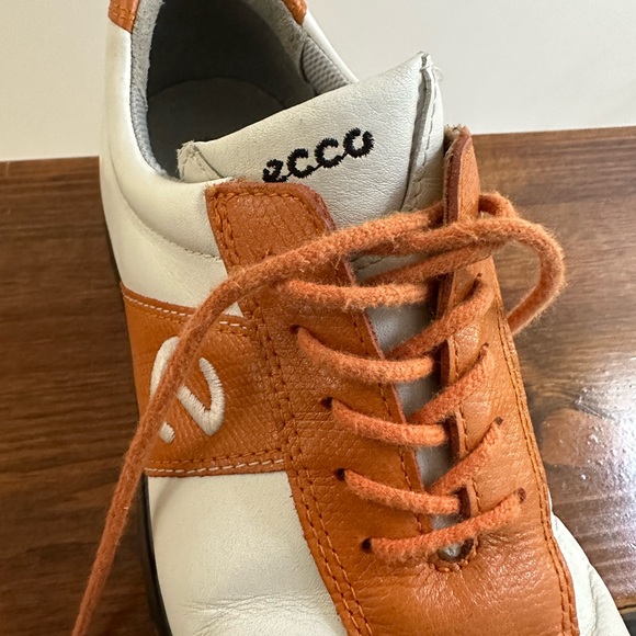 Ecco golf shoes size 6 1/2 - Picture 5 of 9
